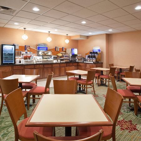 Holiday Inn Express Hotel & Suites Cleveland-Streetsboro By Ihg Ngoại thất bức ảnh